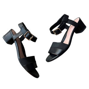 Taryn Rose Makena Low Block Heel Ankle Strap Black Leather Sandals Size 5.5